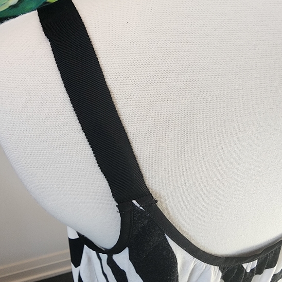 Express zebra print mixed modal tank - Picture 3 of 3